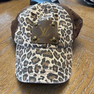 Vintage boho LV leopard print baseball cap